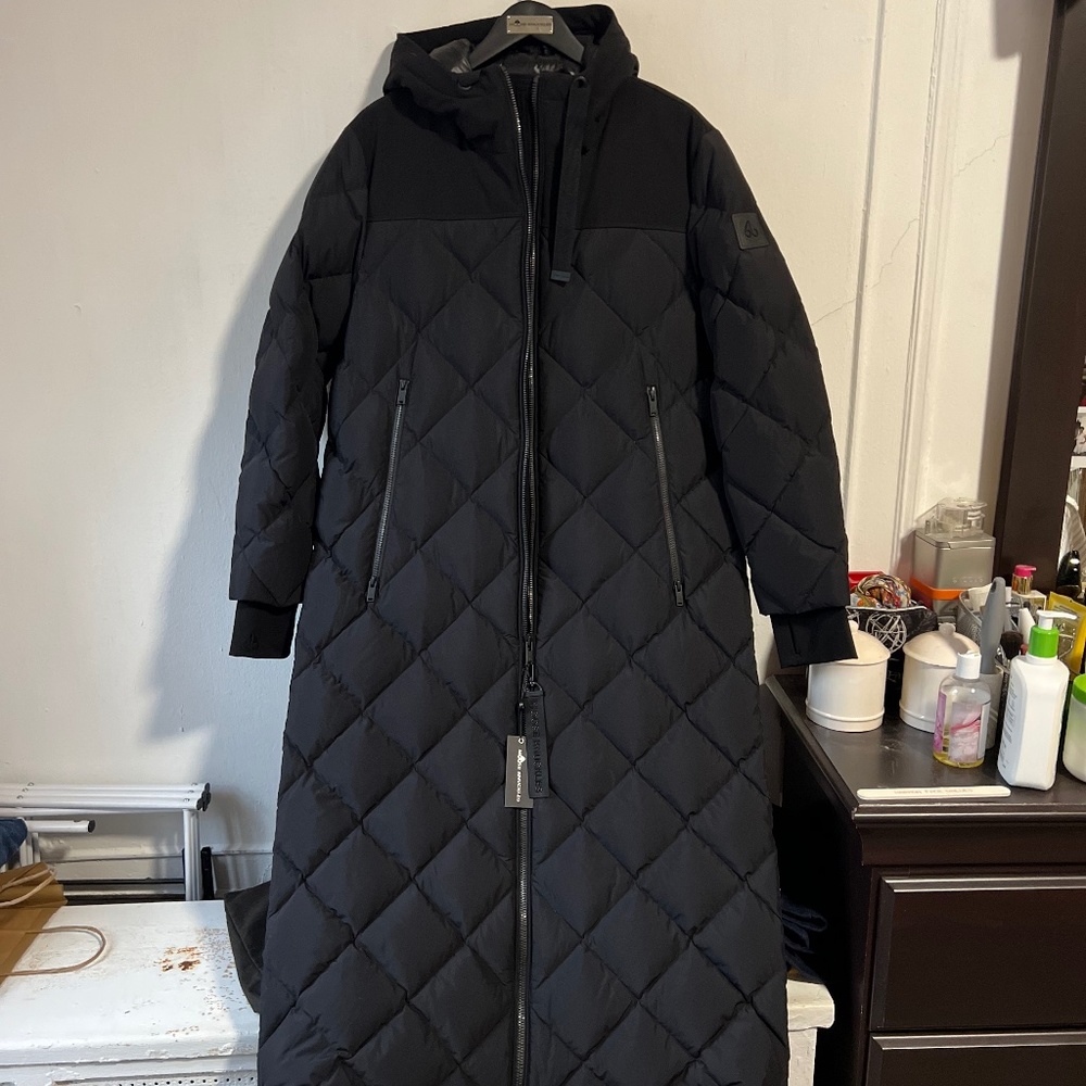 MOOSE KNUCKLES JAILLANTE QUILTED NYLON DOWN PARKA